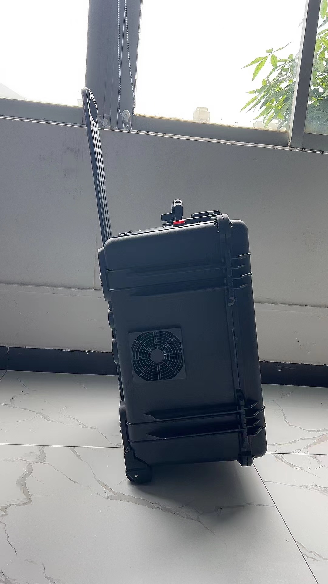 德江手拉箱型移动通信干扰器